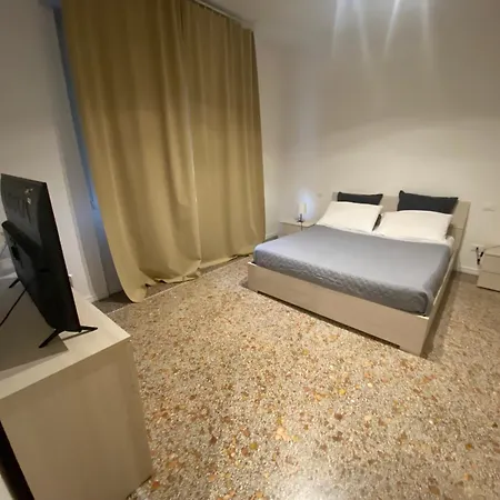 Tulipani Apartmán Brescia